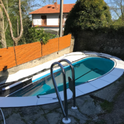 Réparez les dommages de votre piscine rapidement et efficacement avec un service professionnel Bouguenais